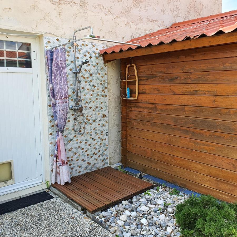 לינה וארוחת בוקר וו-סור-מר Le Petit Manoir מראה חיצוני תמונה